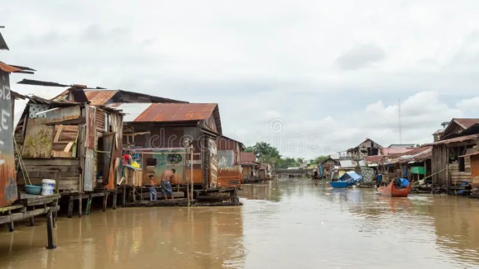 Desain rumah kumuh di bantaran