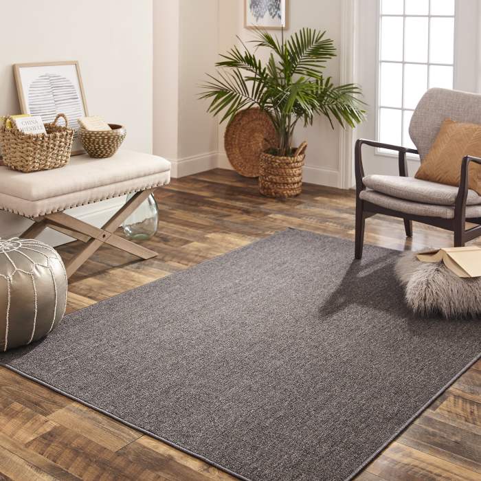 Rug mainstays titan low